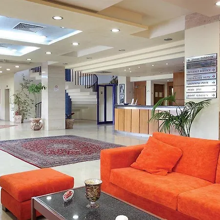 Ionion Star Hotell 4*